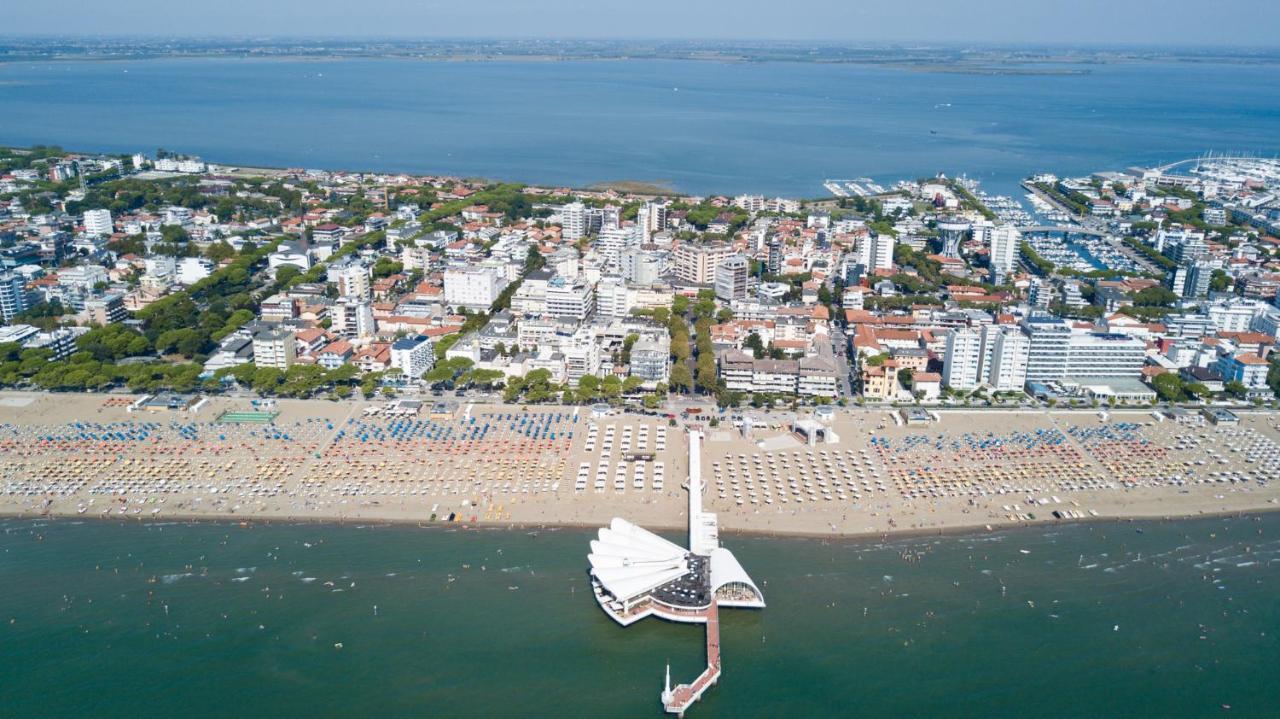 Appartamenti Fungo Lignano Sabbiadoro Esterno foto